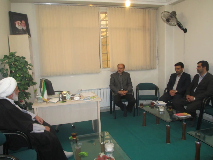 دیدار سرپرست و معاونان پردیس حکیم فردوسی البرز با نماینده حترم ولی فقیه و امام جمعه شهرستان فردیس