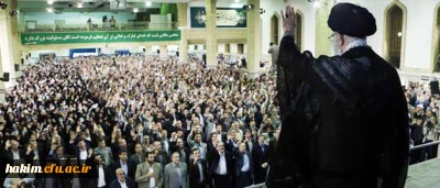 رهبر معظم انقلاب اسلامی در دیدار با هزاران نفر از معلمان سراسر کشور:
این دانشگاه فرهنگیان یا به تعبیر قدیمی دانشگاه تربیت معلم، با دانشگاه های معمولی فرق دارد، علاوه بر امتیازات دیگر دانشگاه ها، امتیاز تولید معلم، مخصوص این دانشگاه است، به این دانشگاه خیلی باید اهمیت داد.