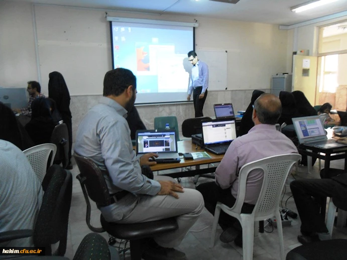 در پردیس شهید بهشتی مشهد مقدس برگزار می شود:

همایش نقش فناوری اطلاعات و ارتباطات در ارتقاء دانشگاه هوشمند 3