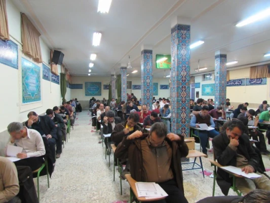 برگزاری آزمون کارشناسی ارشد در پردیس حکیم فردوسی 4