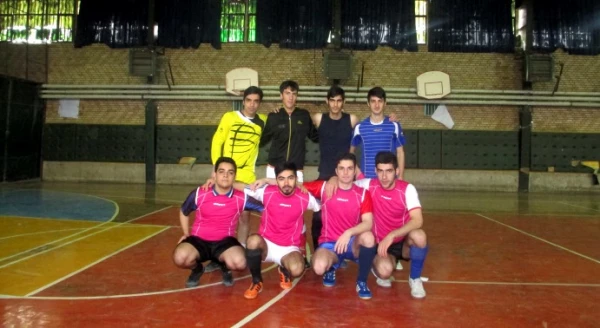 برگزاری مسابقه فوتسال بین دانشجویان پردیس حکیم فردوسی البرز 4