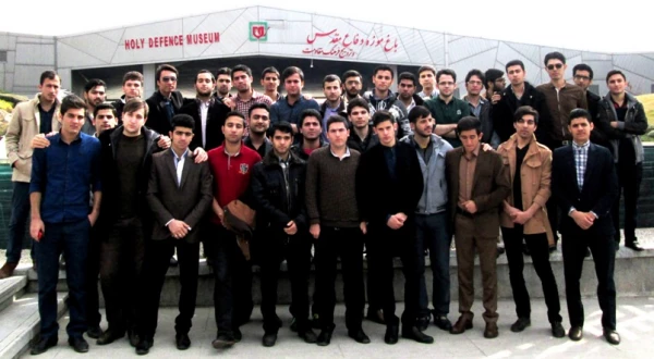 بازدید از باغ موزه دفاع مقدس 7