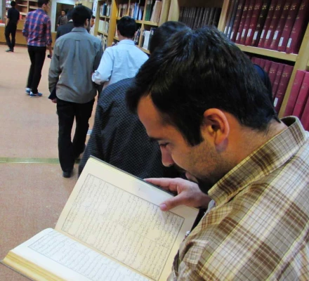 دومین بازدید دانشجومعلمان پردیس از کتابخانه ملی 8