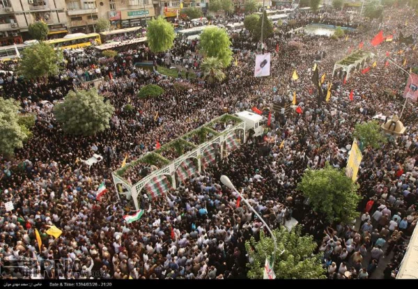 تشییع باشکوه پیکر پاک و مطهر 175 شهید غواض و 100 شهید گمنام هشت سال دفاع مقدس 3