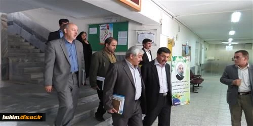 بازدید دکتر الهیار ترکمن ریاست محترم آموزش و پرورش عمومی و فنی و حرفه ای سازمان مدیریت برنامه ریزی کشور از پردیس امیر کبیر 4