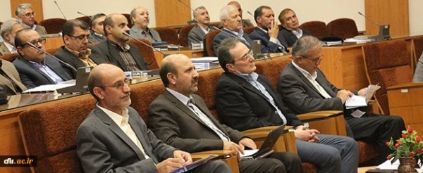 سومین نشست مدیریت امور پردیس های استانی برگزار شد 5