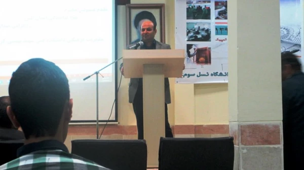 حضور جمعی از دانشجویان و کارکنان پردیس در مراسم نخبگان فرهنگی 2