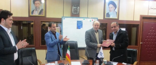 برگزاری نشست علمی  آموزش ریاضی و گرامیداشت استاد شهریاری 
 3