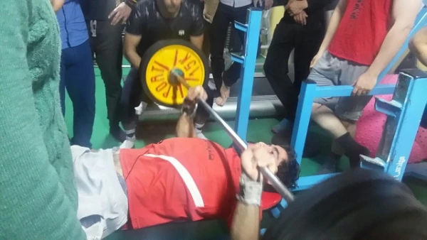 برگزاری یک دوره مسابقات پاورلیفتینگ 

به مناسبت گرامیداشت روز دانشجو 3