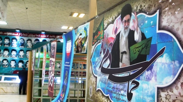 حضور مسئولین و کارکنان پردیس در مراسم گرامیداشت 9 دی
 2