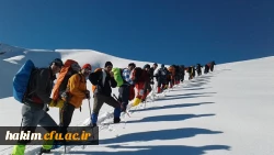 شرکت دبیر کانون های هلال احمر و کوهنوردی پردیس در صعود سراسری طالقان 3