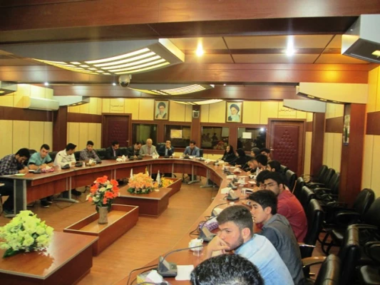 برگزاری نشست تحلیل وضعیت آموزشی پردیس با حضور اساتید و دانشجویان
 2