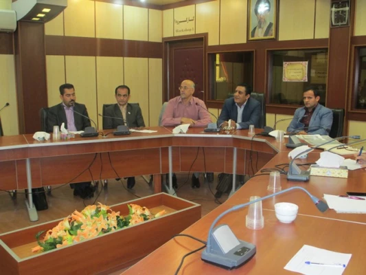 برگزاری نشست تحلیل وضعیت آموزشی پردیس با حضور اساتید و دانشجویان
 4