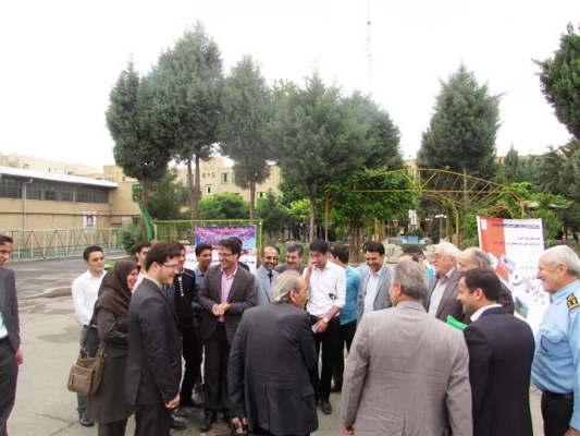 حضور دکتر پرویز کردوانی استاد برتر، چهره ماندگار در رشته جغرافیا و پدر کویرشناسی ایران  در نشست تخصصی با عنوان "   نقش آموزش در حل چالش­های زیست محیطی ایران (بحران آب)" با همت انجمن علمی جغرافی در پردیس حکیم فردوسی 5