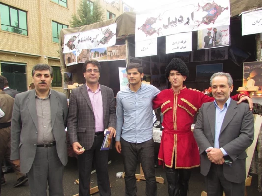 حضور دکتر پرویز کردوانی استاد برتر، چهره ماندگار در رشته جغرافیا و پدر کویرشناسی ایران  در نشست تخصصی با عنوان "   نقش آموزش در حل چالش­های زیست محیطی ایران (بحران آب)" با همت انجمن علمی جغرافی در پردیس حکیم فردوسی 8