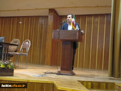 برگزاری  جلسه توجیهی آموزشی ترم تابستان 95 با حضور کلیه دانشجویان