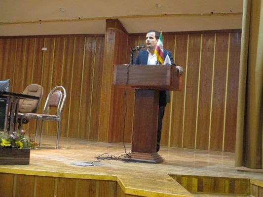 برگزاری  جلسه توجیهی آموزشی ترم تابستان 95 با حضور کلیه دانشجویان 2