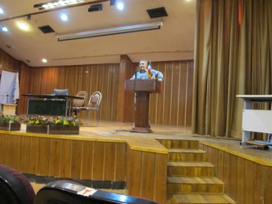 برگزاری  جلسه توجیهی آموزشی ترم تابستان 95 با حضور کلیه دانشجویان 4