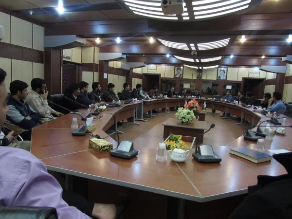 برگزاری جلسه مسئولان پردیس با نمایندگان سراهای دانشجویی 3