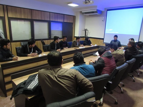 بازدید دانشجویان علوم تربیتی 93 از مدرسه غیر دولتی سراج 2