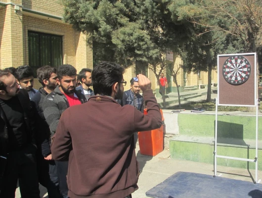برگزاری مسابقه دارت به مناسبت گرامی داشت ایام الله دهه فجر 3