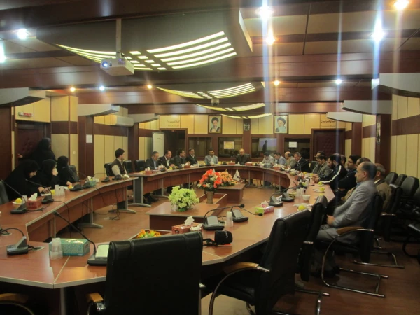 برگزاری آخرین جلسه شورای اداری 1395 3