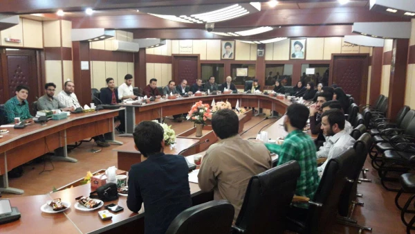 نشست صمیمی دانشجویان با کادر معاونت آموزشی و اعضای گروه آموزشی 4