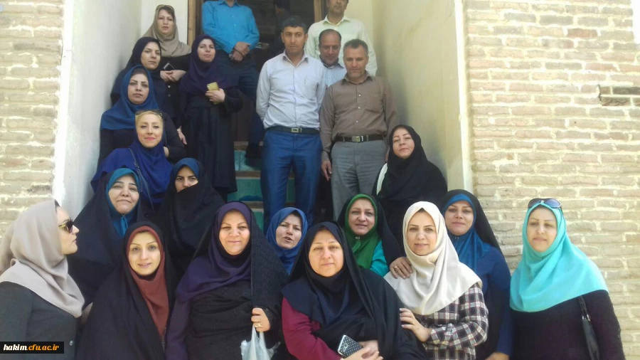 بازدید دانشجویان کارشناسی ناپبوسته از کاخ موزه سلیمانیه 2