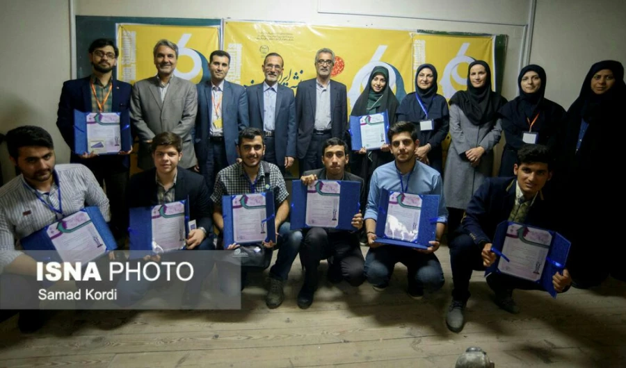 کسب مقام دومی تیم پردیس حکیم فردوسی البرز در مسابقات مناظرات دانشجویی  و راهیابی به مرحله منطقه ای  3