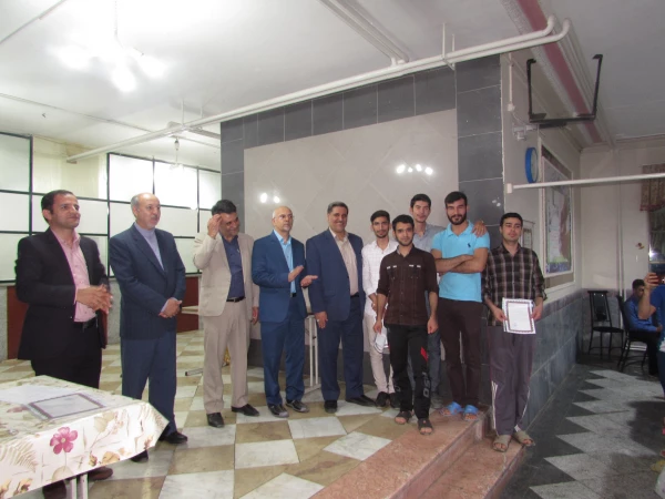 برگزاری مراسم ضیافت دانشجویان با استادان و کارکنان 3