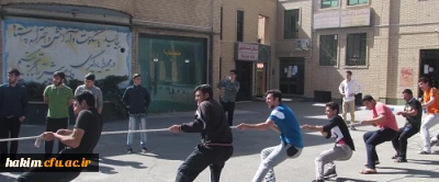 برگزاری مسابقه طناب کشی به مناسبت هفته تربیت بدنی