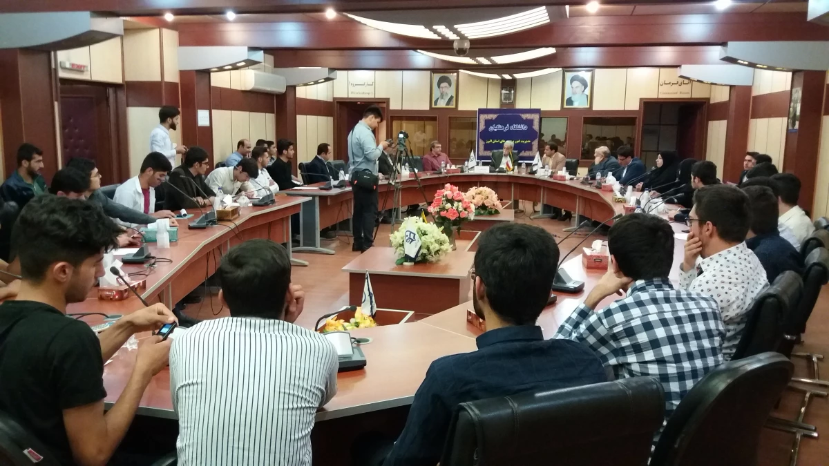 برگزاری نشست علمی ـ تخصصی با عنوان آموزش عالیایران : تحولات و چالش
ها با حضور آقای دکتر قانعی راد 2