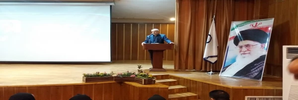 حجت الاسلام والمسلمین دادگر، مسئول نهاد نمایندگی مقام معظم رهبری در دانشگاه فرهنگیان در مدیریت پردیس های استان البرز

تعلیم و تربیت یکی از مهمترین، خطیر ترین و راهبردی ترین مسئله هرکشور است. 6