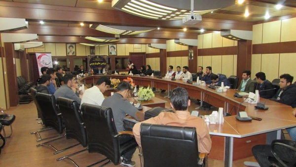 کارگاه آموزشی «ترافیک و تصادف» و «ایمنی و سلامت در سفر» در پردیس حکیم فردوسی البرز برگزار شد

 3