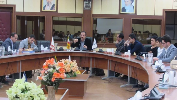 با تلاش  انجمن  اسطوره و تاریخ حکیم فردوسی البرز 

چهارمین نشست علمی- تخصصی در پردیس  برگزار گردید
 5