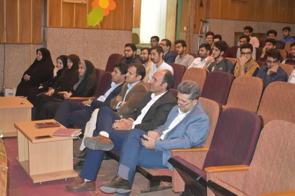 مناظره دانشجویی پردیس حکیم فردوسی دانشگاه فرهنگیان البرز برگزار شد

 2