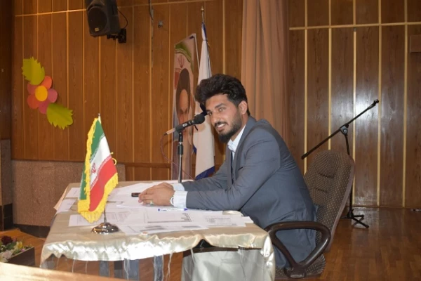 مناظره دانشجویی پردیس حکیم فردوسی دانشگاه فرهنگیان البرز برگزار شد

 3