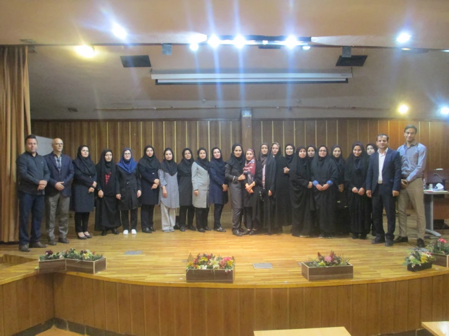 برگزاری  کارگاه های حضوری پودمان فرهنگی

 7