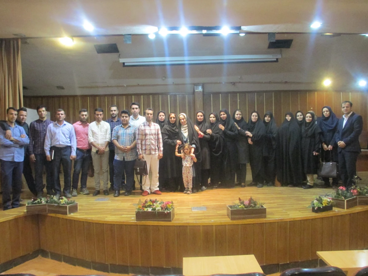 برگزاری  کارگاه های حضوری پودمان فرهنگی

 10