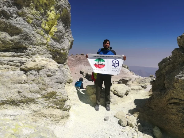 صعود قهرمانه از البرز تا دماوند
 2