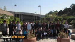 دانشجو معلمان پردیس حکیم فردوسی از باغ موزه­ی انقلاب اسلامی و دفاع مقدس بازدید کردند.

 2