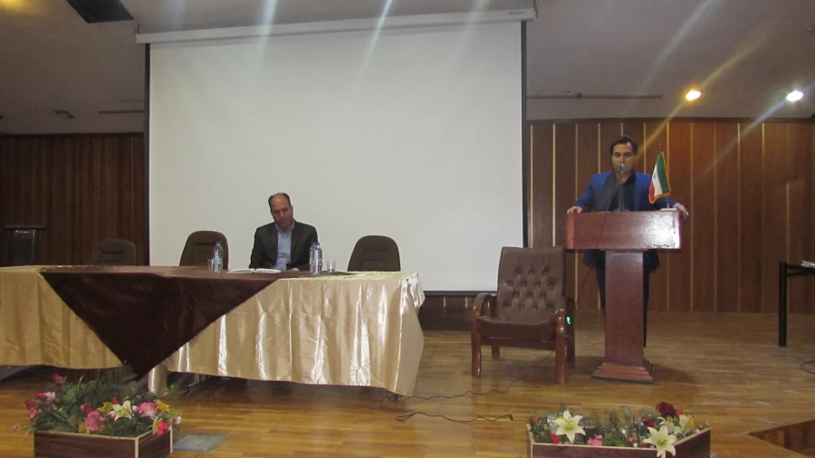 نشست صمیمی با نو دانشجومعلمان ورودی 98 با محوریت آشنایی دانشجویان با آیین نامه ­ها و ساختار اداری و تشکیلاتی

 4