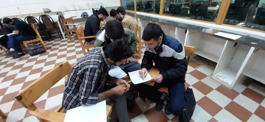 برگزاری اولین دوره مسابقه کتاب­خوانی گروهی
 4