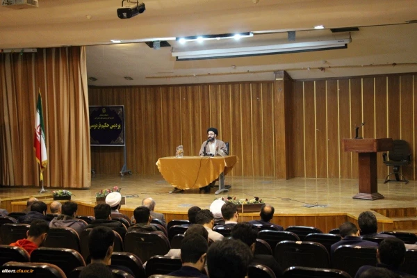 مراسم فرهنگ پژوهش در نظام آموزشی دانشگاه فرهنگیان در پردیس حکیم فردوسی برگزار گردید
 4