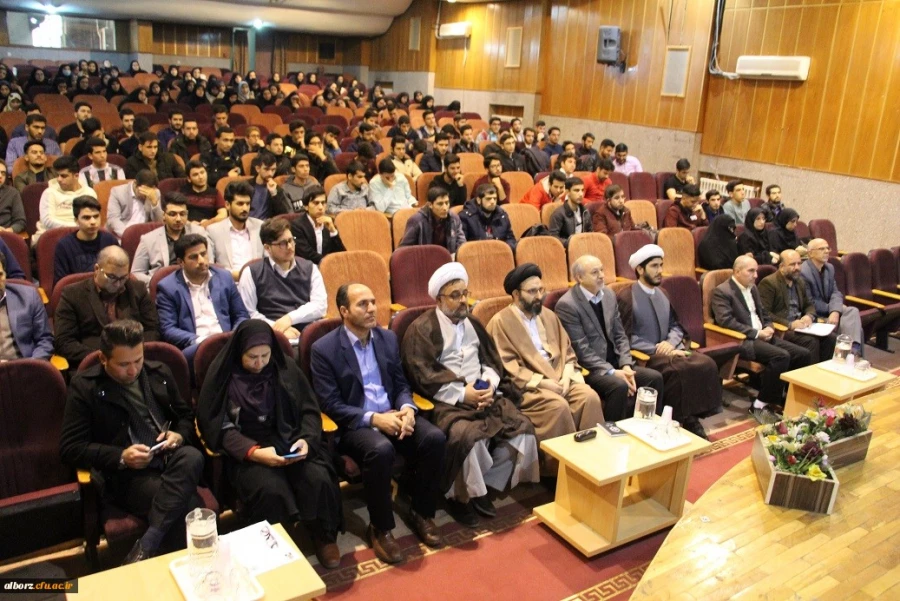 مراسم فرهنگ پژوهش در نظام آموزشی دانشگاه فرهنگیان در پردیس حکیم فردوسی برگزار گردید
 6