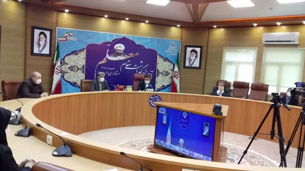 مدیریت امور پردیس های استان البرز در آئین گرامیداشت مقام معلم استانداری البرز شرکت کردند.
 4