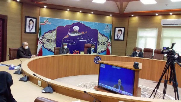 مدیریت امور پردیس های استان البرز در آئین گرامیداشت مقام معلم استانداری البرز شرکت کردند.
 5