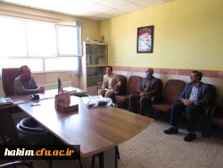 تقدیر از معلمان راهنمای کارورزی به مناسبت بزرگداشت هقته معلم
 4