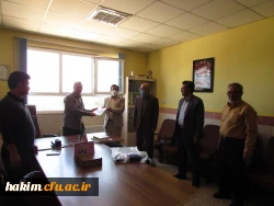 تقدیر از معلمان راهنمای کارورزی به مناسبت بزرگداشت هقته معلم
 6