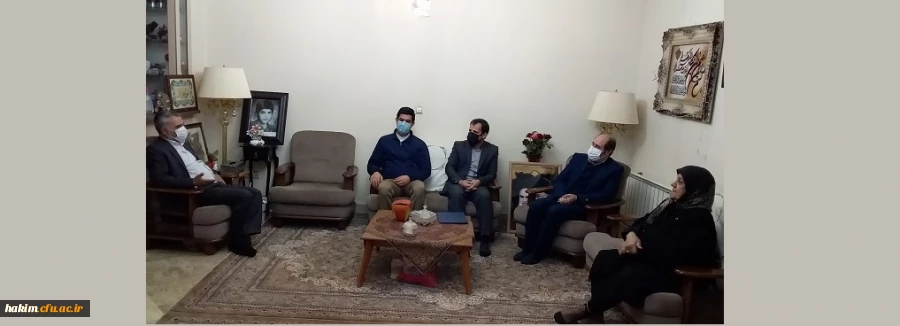 دانشگاه فرهنگیان استان البرز از خانواده­ های معظم و معزز شهدا دیدار بعمل آورد.
 2